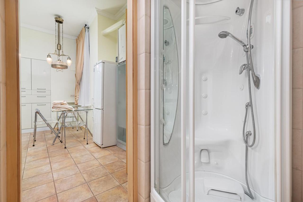 Grecheskaya Street Art Apartment Odessa Extérieur photo